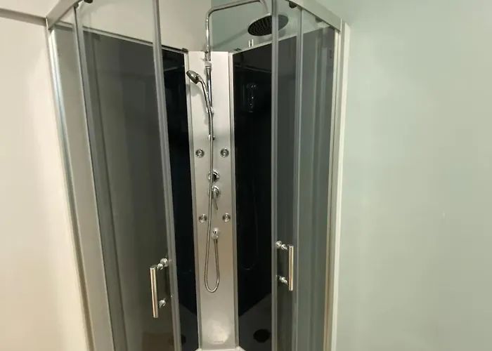 New T2 Salins شقة *